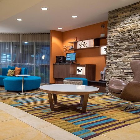 Fairfield Inn & Suites By Marriott Knoxville/East Dalaman gambar